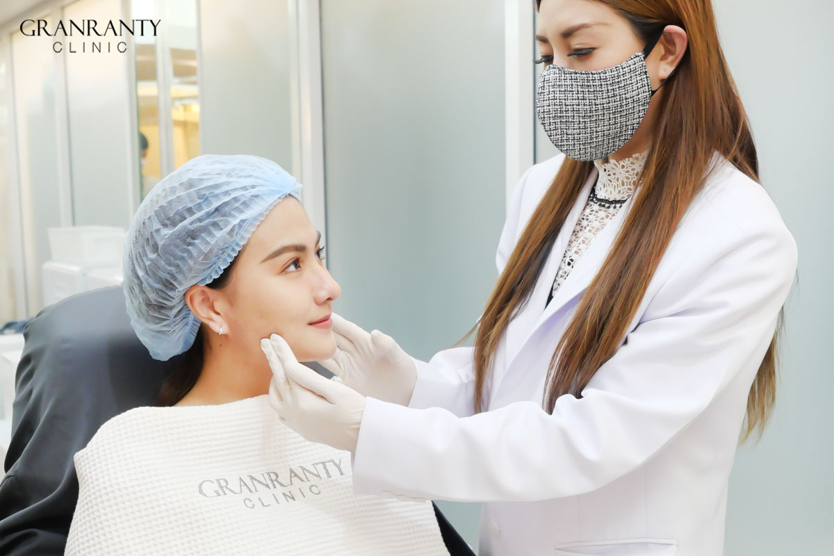 โปรโมชั่น BOTOX โบท็อกซ์ลดกรามปรับหน้าเรียว ลดเลือนริ้วรอยทั่วใบหน้า ด้วยสารโบทูลินัมท็อกซิน